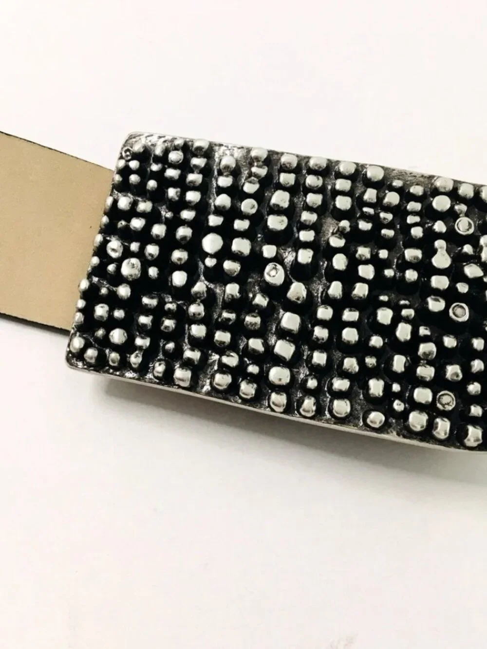 Tre Vero Belt Sz M Minimalist Modern Textured Silver Stud Buckle Classic Black